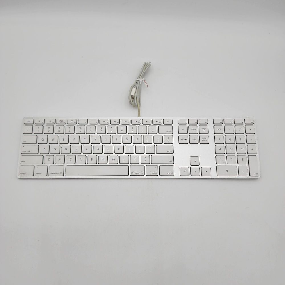 Genuine Apple A1243 Wired Mac Standard USB Keyboard w/ Numeric‎ Keypad White